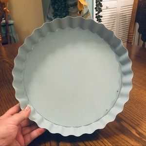 Elegant Gray Fluted Pie Dish